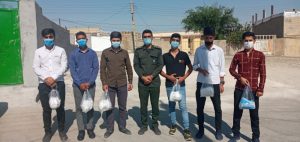 توزیع ماسک رایگان توسط گروه جهادی بسیج دانش آموزی شهید امینی شهرستان بهمئی بمناسبت فرارسیدن هفته بسیج دانش آموزی