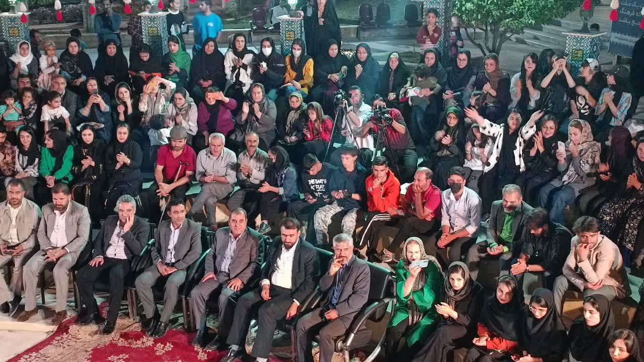 اختتامیه جشنواره فرهنگ و هنر رضوی در یاسوج/درخشان:شب های فرهنگ و هنر رضوی ترکیبی از معنویت و نشاط اجتماعی بود