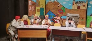 اجراخوانی نمایشنامه «کله پوک‌ها» در یاسوج