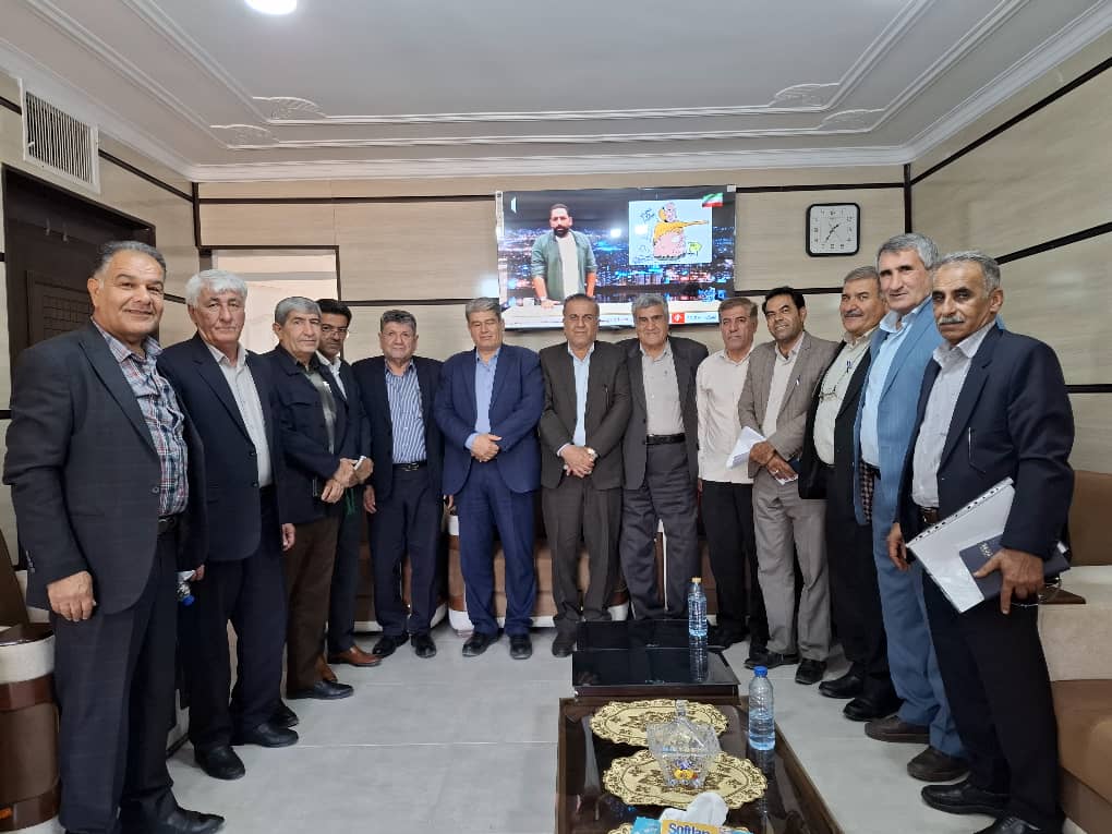 بررسی مشکلات کانون‌های بازنشستگان استان