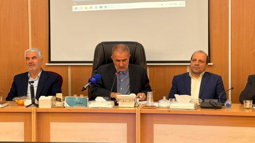 نشست هم‌اندیشی برای توسعه با محوریت جوانان باحضوراستاندارکهگیلویه وبویراحمد
