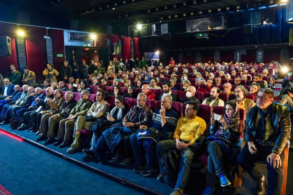 رویداد فرهنگی ـ هنری «شب سی‌سخت» در خانه هنرمندان ایران برگزار شد