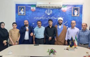 نشست ادبی انجمن شعر شهرستان بهمئی برگزار گردید نشست ادبی انجمن شعر شهرستان بهمئی برگزار گردید