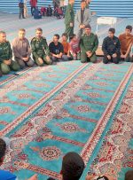 آئین میقات صالحین باحضور اعضای حلقهها در نمازجمعه آئین میقات صالحین باحضور اعضای حلقهها در نمازجمعه